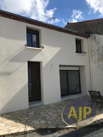 Location maison Vallet : 995 € - AJP Immobilier Clisson