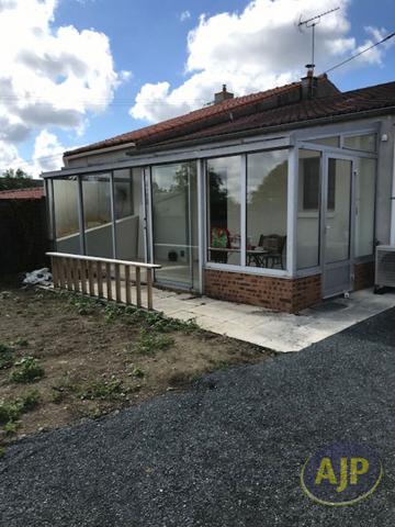 Location maison Vallet : 995 € - AJP Immobilier Clisson
