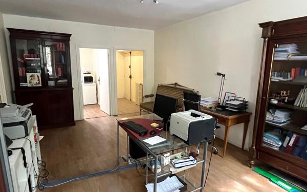 Appartement à vendre    3 pièces • 60,26 m2 Vincennes