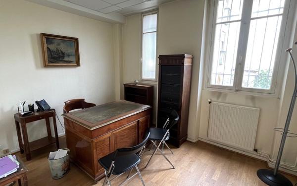 Appartement à vendre    3 pièces • 60,26 m2 Vincennes