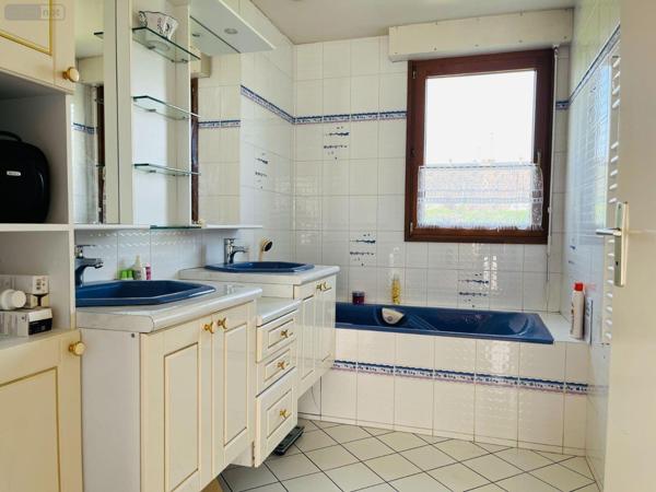 Maison à vendre à Avranches dans la Manche (50300), ref : 12547/296