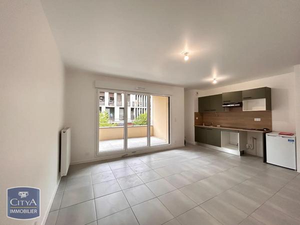 Appartement à louer 3 pièces 65.02m² Floirac (33270)