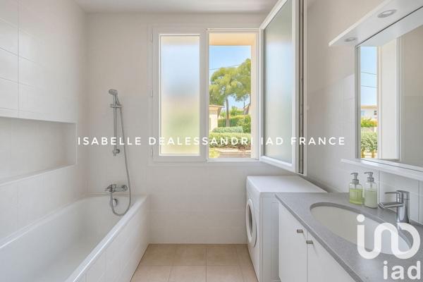 Appartement à vendre 4 pièces 84 m² Sanary-sur-Mer