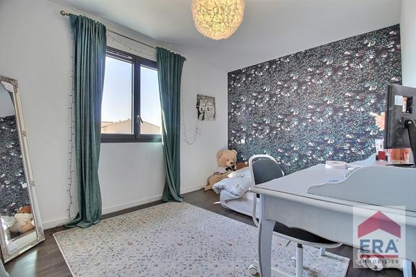 Maison Althen des paluds 7 pièces - 252m² - Jardin