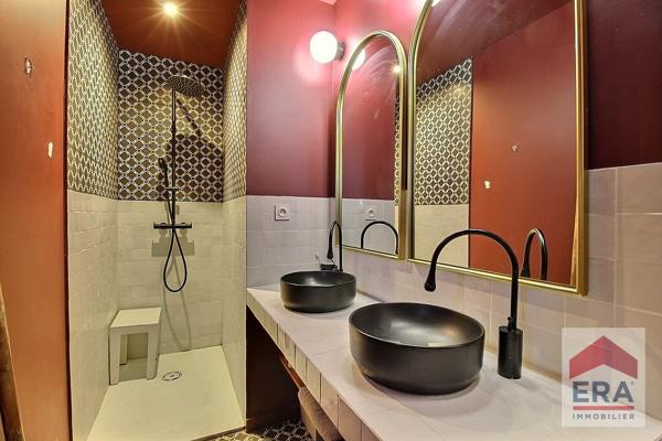 Maison Althen des paluds 7 pièces - 252m² - Jardin