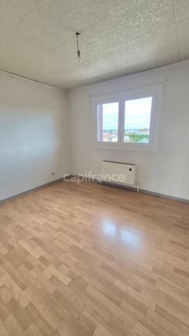 T4 Traversant et lumineux à Saint Gaudens – Vue dégagée sur les Pyrénées