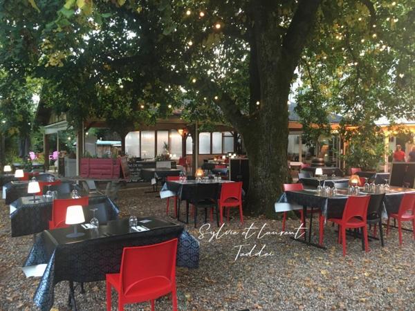 FONDS DE COMMERCE HOTEL-RESTAURANT IMMEDIATEMENT OPERATIONNEL