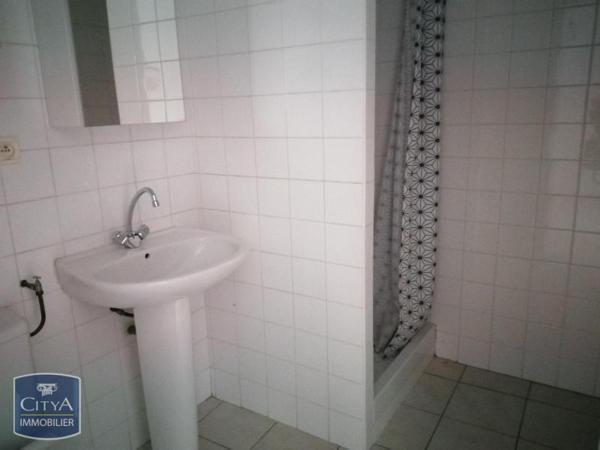 Appartement à louer 1 pièce 31.1m²