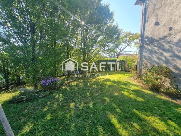 Sublime bâtisse en pierre de 183 m² à Migron, idéalement située entre Cognac, Matha et Saint-Jean-d’Angély