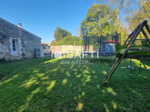 Sublime bâtisse en pierre de 183 m² à Migron, idéalement située entre Cognac, Matha et Saint-Jean-d’Angély