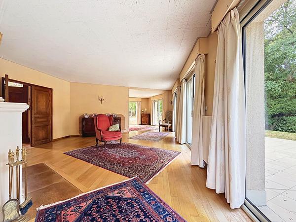 Maison d'architecte à Saint-Avertin, 220 m², 6 chambres, Parc arboré de 5 400 m²
