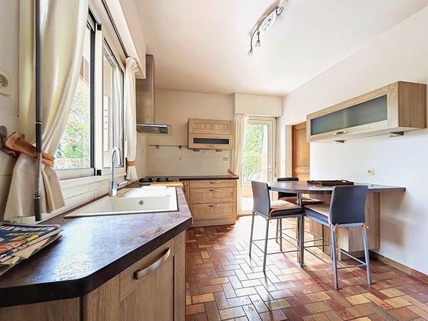 Maison d'architecte à Saint-Avertin, 220 m², 6 chambres, Parc arboré de 5 400 m²