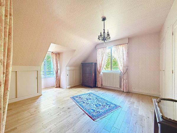 Maison d'architecte à Saint-Avertin, 220 m², 6 chambres, Parc arboré de 5 400 m²