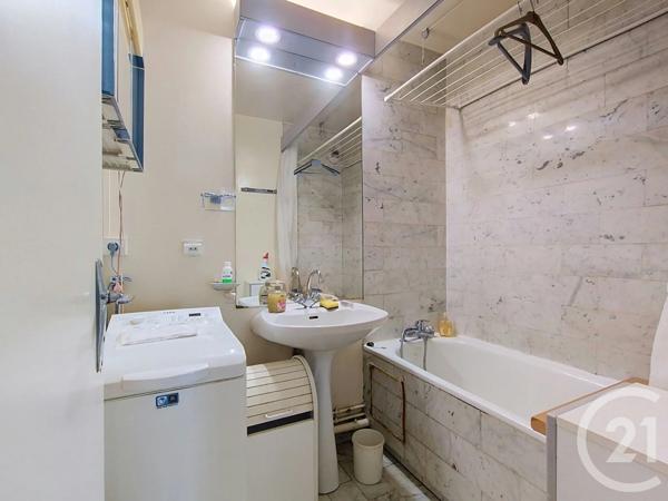 Appartement F2 à vendre  2 pièces - 46,10 m 2   PARIS  - 75015