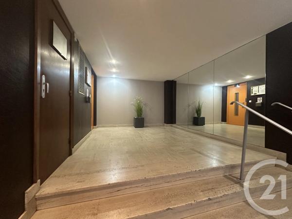 Appartement F2 à vendre  2 pièces - 46,10 m 2   PARIS  - 75015