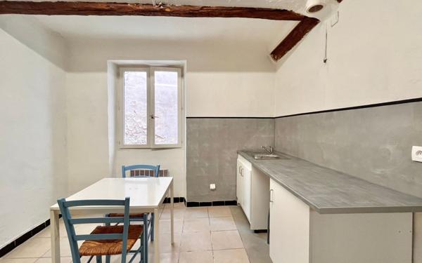 Appartement à vendre    2 pièces • 22 m2 Marseille 6
