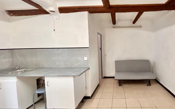 Appartement à vendre    2 pièces • 22 m2 Marseille 6