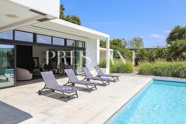 ROMEO – A l’entrée sud de Biarritz – location de vacances avec piscine – 8 personnes, BIARRITZ