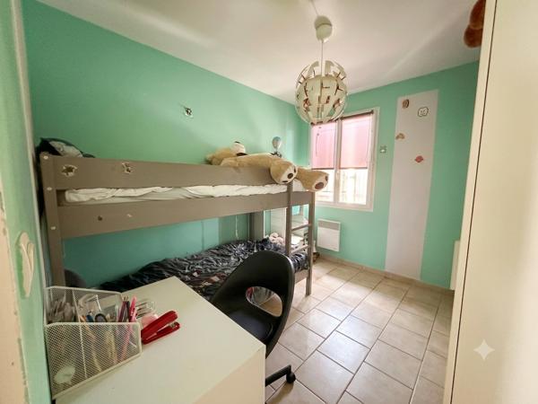 Maison
         5 pièces
        - 98 m² Exclusivité 270 000 € *