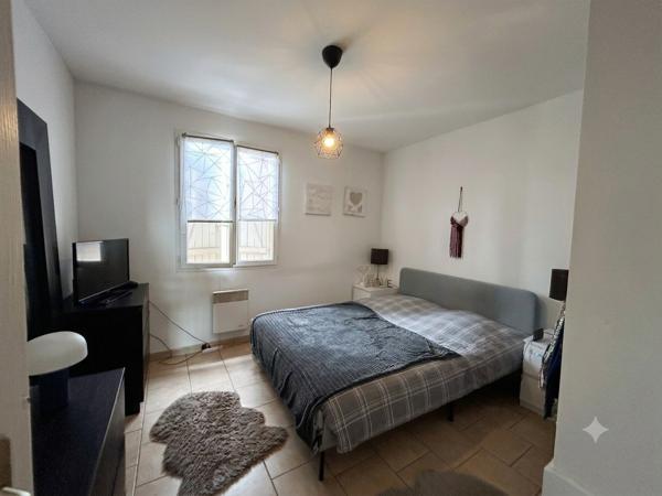 Maison
         5 pièces
        - 98 m² Exclusivité 270 000 € *