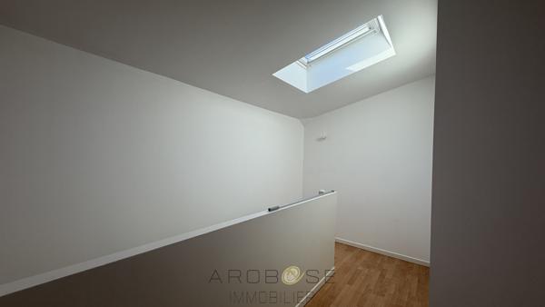 Maison de village avec cour, entièrement réhabilitée!