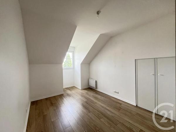 Appartement F4 à vendre  4 pièces - 95,81 m 2   LES CLAYES SOUS BOIS  - 78