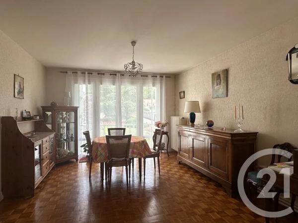 Appartement F4 à vendre  4 pièces - 83,63 m 2   COULOMMIERS  - 77