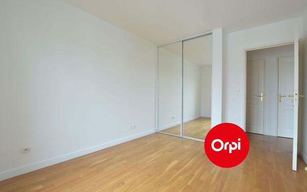 Appartement à louer    4 pièces • 120,04 m2 Tassin-la-Demi-Lune