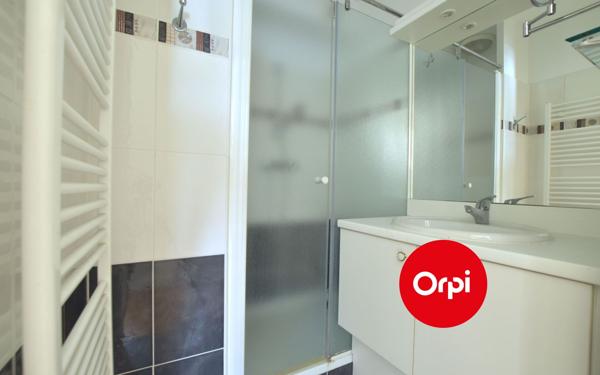 Appartement à louer    4 pièces • 120,04 m2 Tassin-la-Demi-Lune