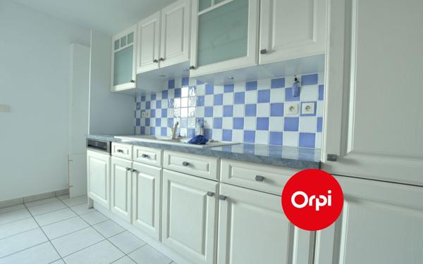 Appartement à louer    4 pièces • 120,04 m2 Tassin-la-Demi-Lune