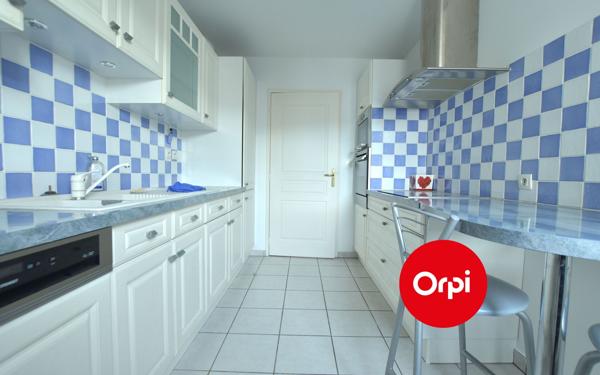 Appartement à louer    4 pièces • 120,04 m2 Tassin-la-Demi-Lune