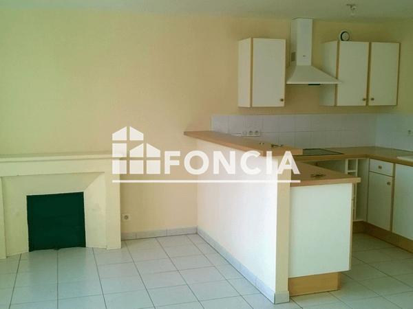 Location Appartement 3 pièces 58.57 m² - 2ème ETAGE - PORTE 2 Niort 79000