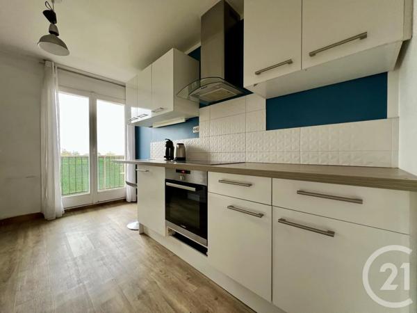 Appartement F5 à vendre  5 pièces - 113,04 m 2   EVRY  - 91