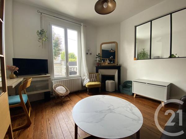 Maison à vendre  6 pièces - 117,71 m 2   CROSNE  - 91