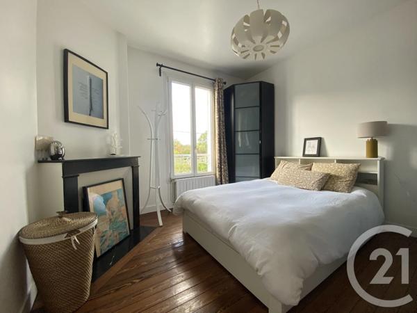 Maison à vendre  6 pièces - 117,71 m 2   CROSNE  - 91