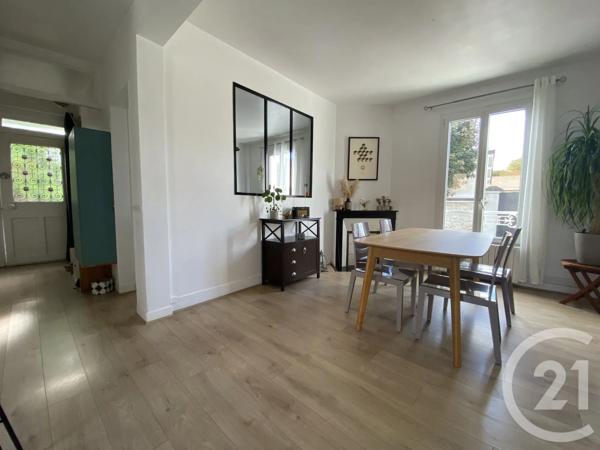 Maison à vendre  6 pièces - 117,71 m 2   CROSNE  - 91