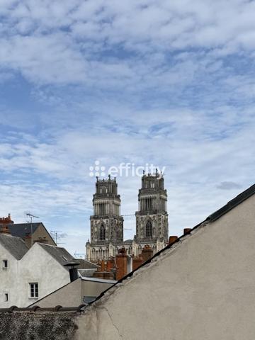 Appartement
         2 pièces
        - 48 m² 146 000 € *