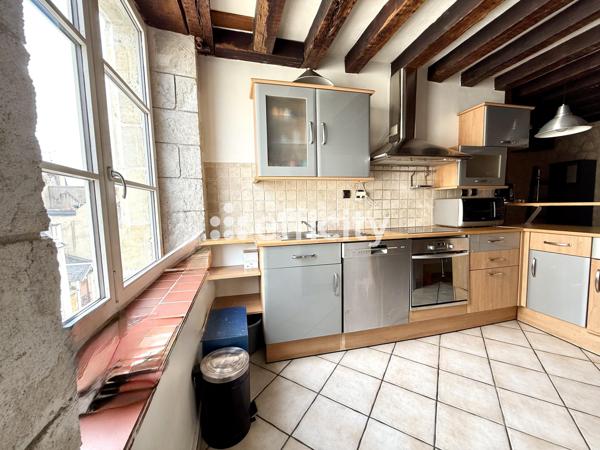Appartement
         2 pièces
        - 48 m² 146 000 € *