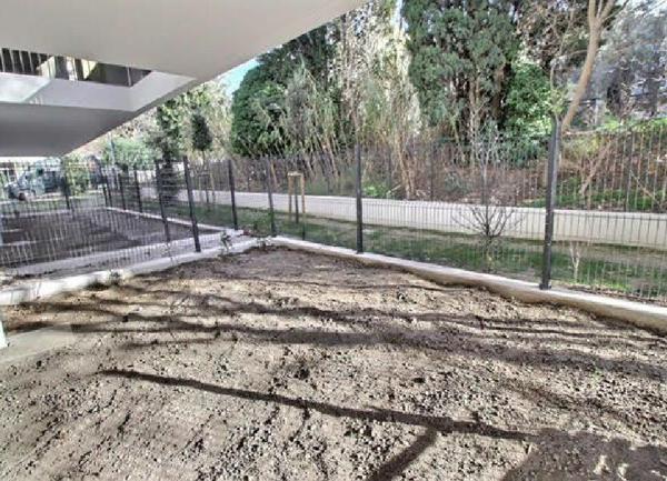 Appartement à vendre    2 pièces • 35,80 m2 Marseille 10