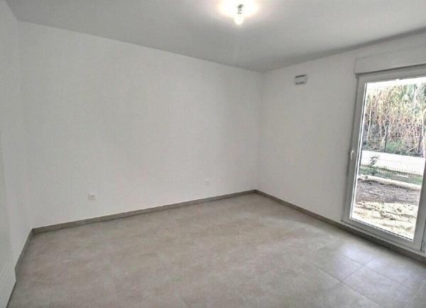 Appartement à vendre    2 pièces • 35,80 m2 Marseille 10