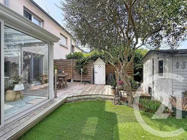 Appartement F2 à vendre  2 pièces - 42,40 m 2   NANTERRE  - 92