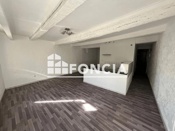 Location Studio 43 m² - 24 RUE HOCHE Ollioules 83190