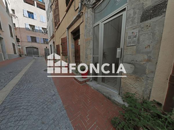 Location Studio 43 m² - 24 RUE HOCHE Ollioules 83190