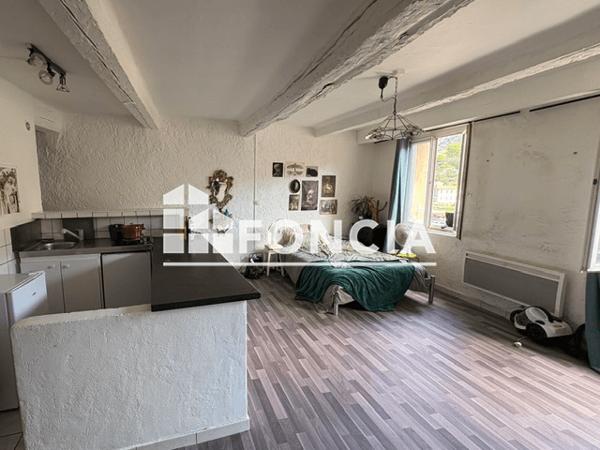 Location Studio 43 m² - 24 RUE HOCHE Ollioules 83190