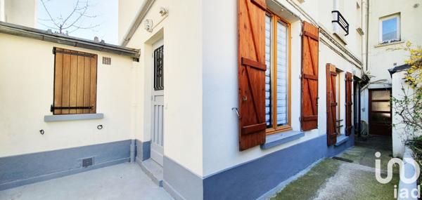 Appartement 2 pièces de 31 m² à Saint-Mandé (94160)