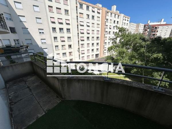 Location Appartement 4 pièces 80.9 m² - BATIMENT B Villeurbanne 69100