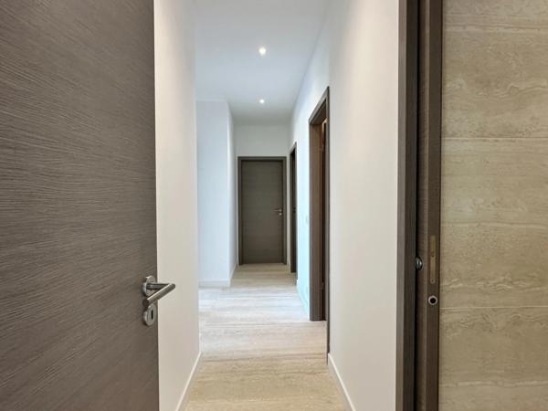 VILLA CONTEMPORAINE à vendre à 8 min de AJACCIO - Magnifique villa de standing avec piscine et vue Mer - Garage fermé