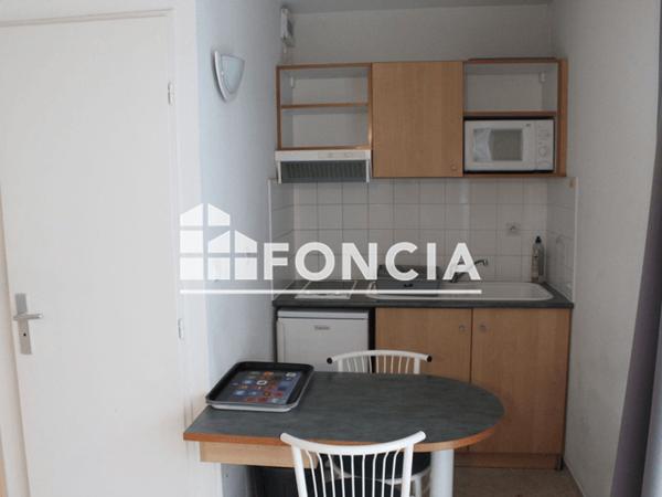Location Appartement meublé 2 pièces 32.38 m² - 4 RUE DE LA SOLE La Rochelle 17000