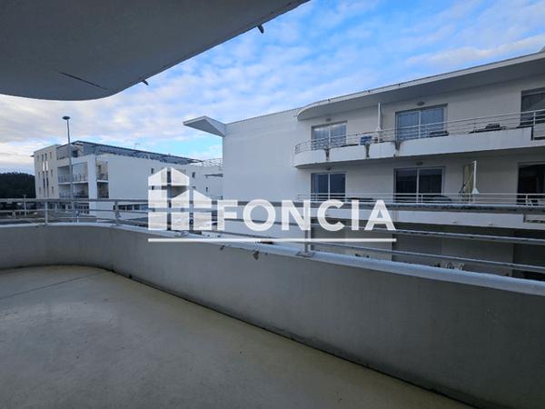 Location Appartement meublé 2 pièces 32.38 m² - 4 RUE DE LA SOLE La Rochelle 17000