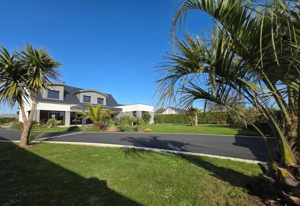 Plobannalec-Lesconil, Maison d’Architecte aux Finitions Haute Couture Avec Jardin Paysagé de 1000 m²